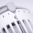 termostat grzejnika z symbolem euro